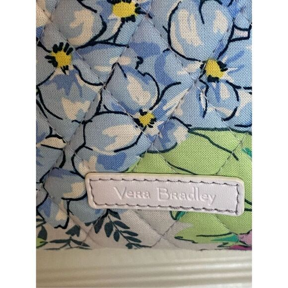 VERA BRADLEY HOBO SHOULDER BAG - HAPPY HYDRANGEAS - Picture 3 of 8